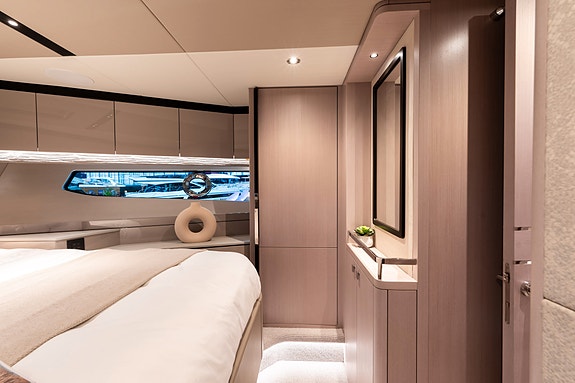 Sunseeker Manhattan 68 - Vises under Cannes Yachting Festival 2026 30 of 30