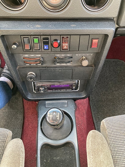 Volvo 142 12 of 25