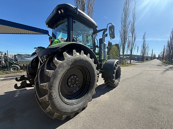 Deutz Fahr 6135C TTV 7 of 10