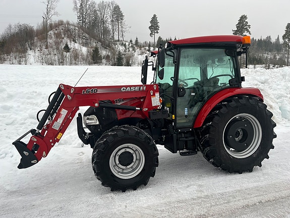 CASE IH Farmall 75 A 2 of 10