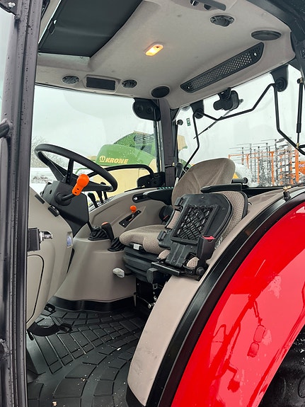 CASE IH Farmall 75 A 9 of 10