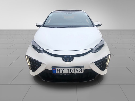 Toyota Mirai 8 of 24