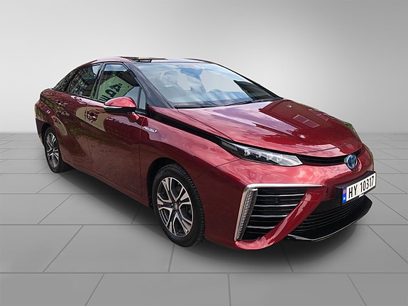 Toyota Mirai 7 of 23