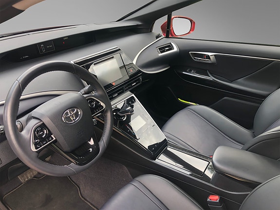 Toyota Mirai 11 of 23