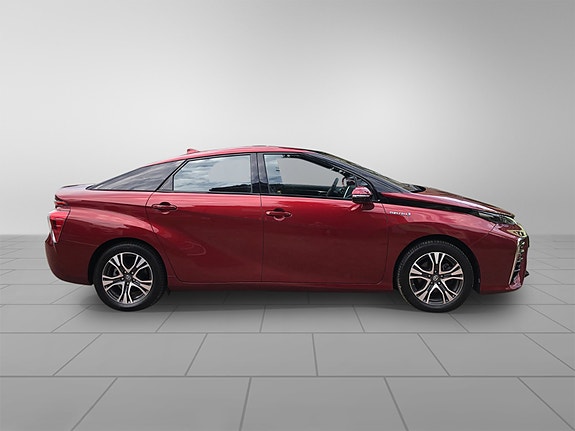 Toyota Mirai 6 of 23