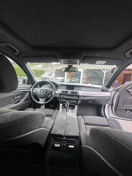 BMW 530xd 10 of 15