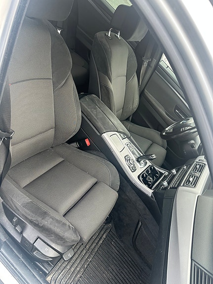 BMW 530xd 14 of 15