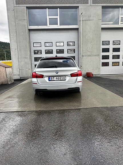 BMW 530xd 6 of 15