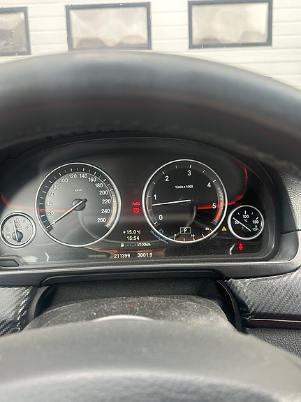 BMW 530xd 9 of 15