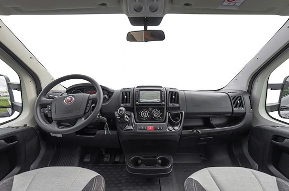 Weinsberg CaraSuite 700 ME Scandic 16 of 21