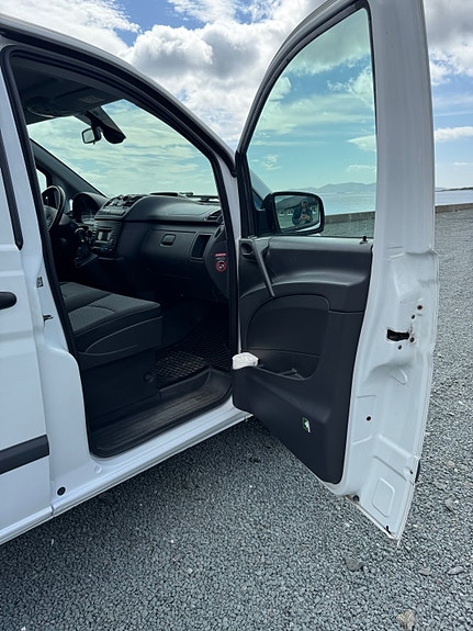 Mercedes-Benz Vito 113 12 of 30