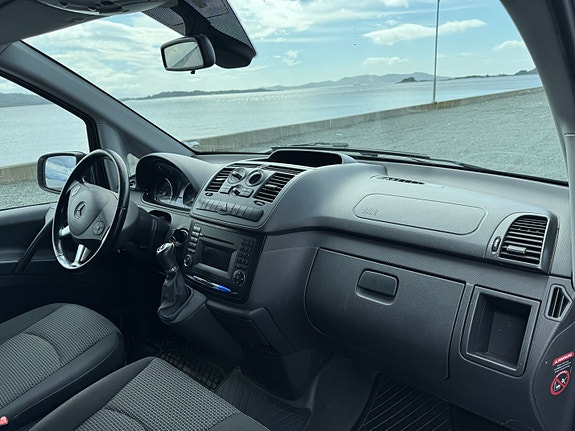 Mercedes-Benz Vito 113 18 of 30