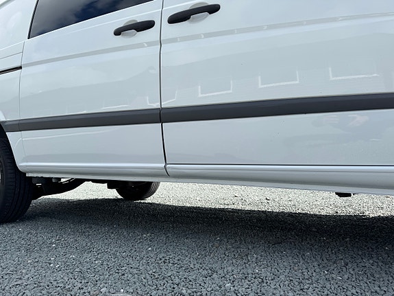 Mercedes-Benz Vito 113 9 of 30
