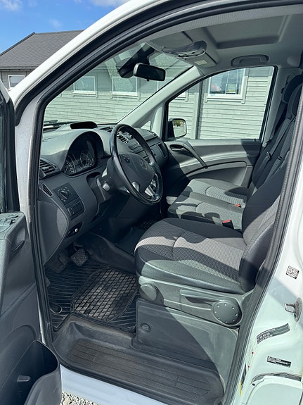 Mercedes-Benz Vito 113 13 of 30