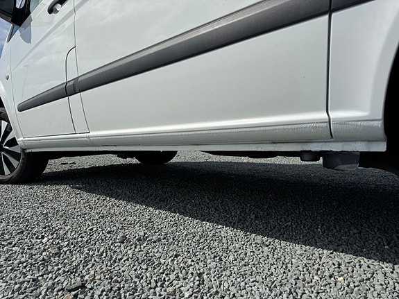 Mercedes-Benz Vito 113 10 of 30