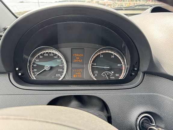 Mercedes-Benz Vito 113 20 of 30