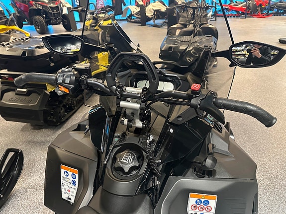 Ski-doo Expedition SE 900 ACE TURBO R 4 of 5