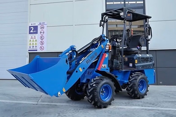 Rippa RL06 hjullaster Kubota D1105 - kompakt og leddstyrt 2 of 5
