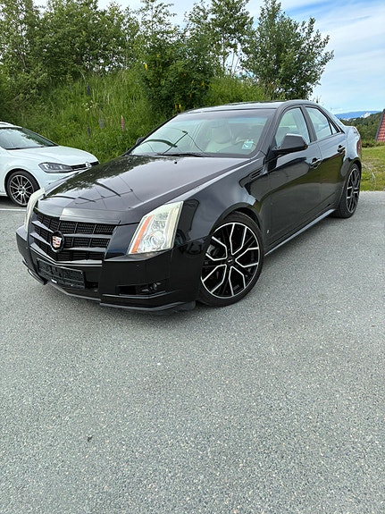 Cadillac CTS 2 of 5