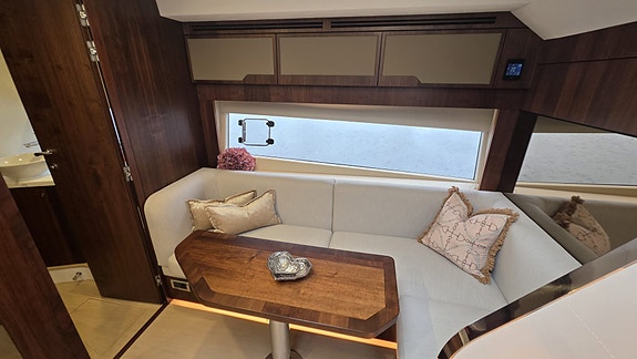 NY PRIS! Fairline Targa 45 GT | IPS | 2 lugarer | 2 bad | Meget pen 19 of 30