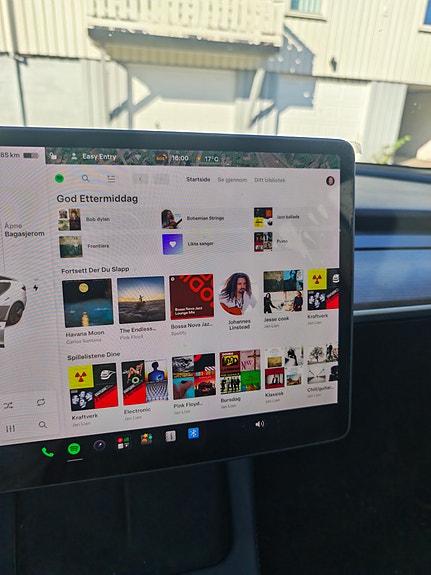 Tesla Model 3 14 of 15