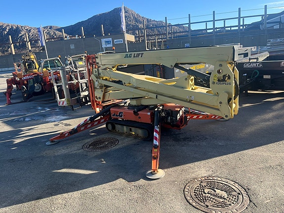 JLG X20J PLUS 12 of 25