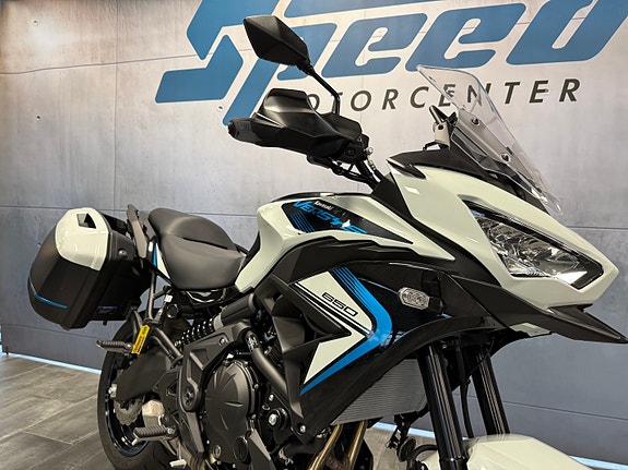 Kawasaki Versys 650 3 of 10
