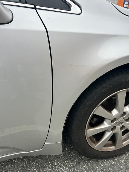 Toyota Avensis 26 of 30