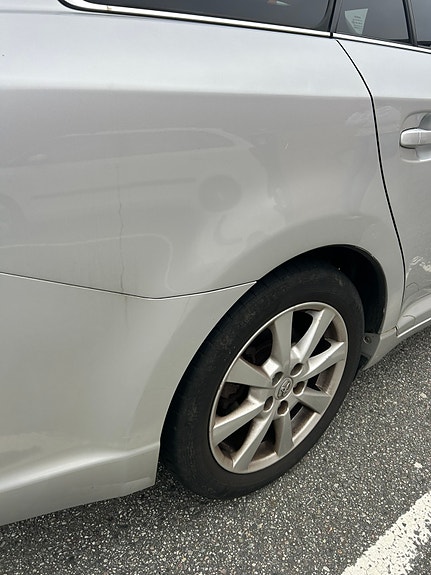 Toyota Avensis 29 of 30