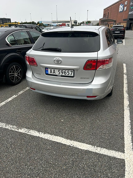 Toyota Avensis 30 of 30