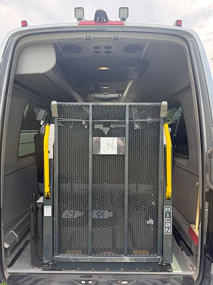 Mercedes-Benz Sprinter 516 CDI 15+1+1 8 of 11
