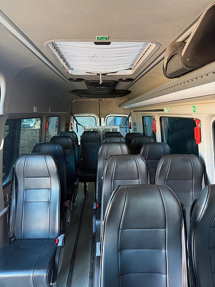 Mercedes-Benz Sprinter 516 CDI 15+1+1 7 of 11