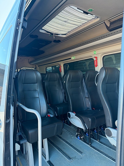 Mercedes-Benz Sprinter 516 CDI 15+1+1 6 of 11