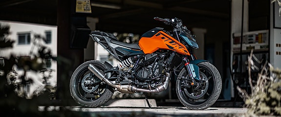 KTM 125 Duke 2 of 9
