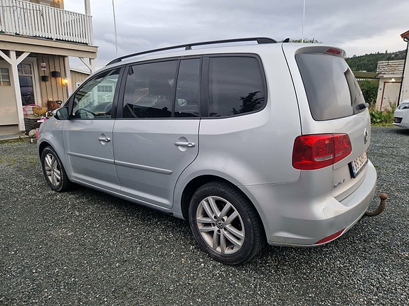 Volkswagen Touran 19 of 22