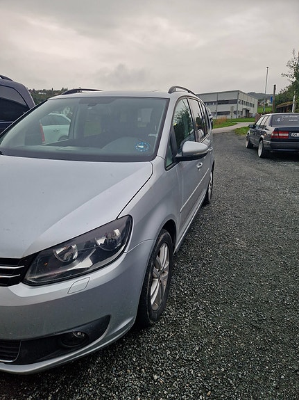 Volkswagen Touran 18 of 22