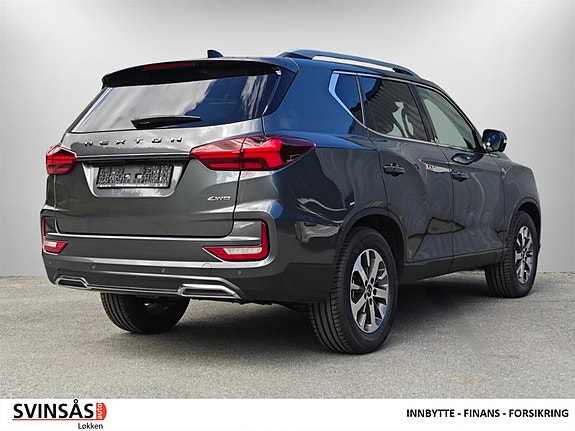 KGM Rexton 3 of 12