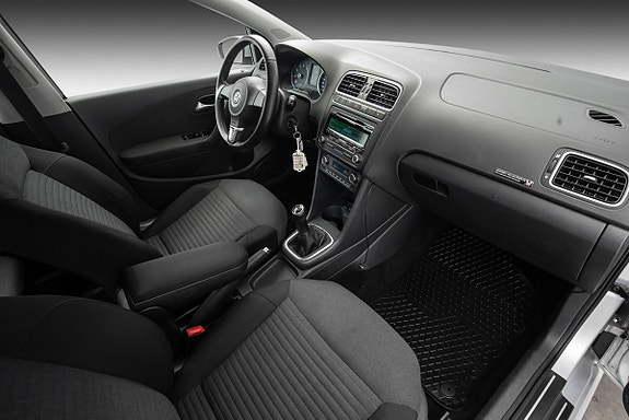 Volkswagen Polo 21 of 30