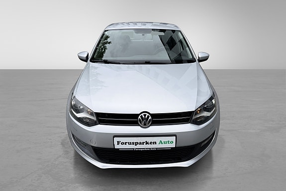 Volkswagen Polo 16 of 30