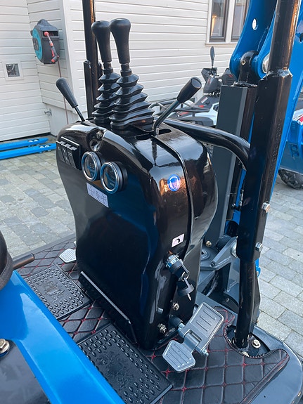 Rippa KAMPANJE! R10 eco PRO, 1 tonn minigraver med svingbar bom 5 of 5
