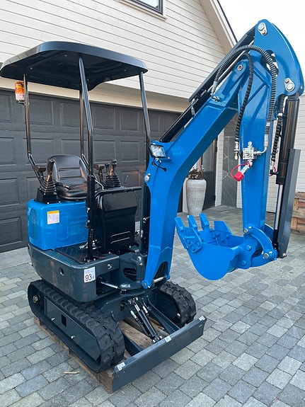 Rippa KAMPANJE! R10 eco PRO, 1 tonn minigraver med svingbar bom 2 of 5