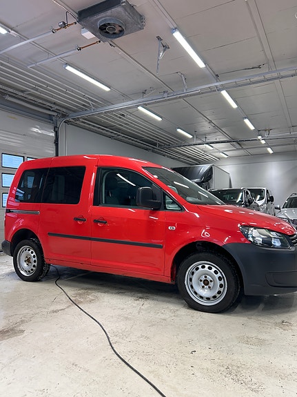 Volkswagen Caddy 2 of 5