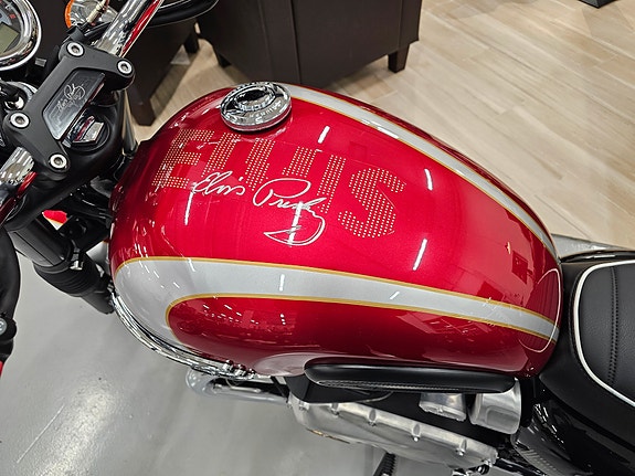 Triumph Bonneville T120 Elvis Presly Limited Edition 7 of 15