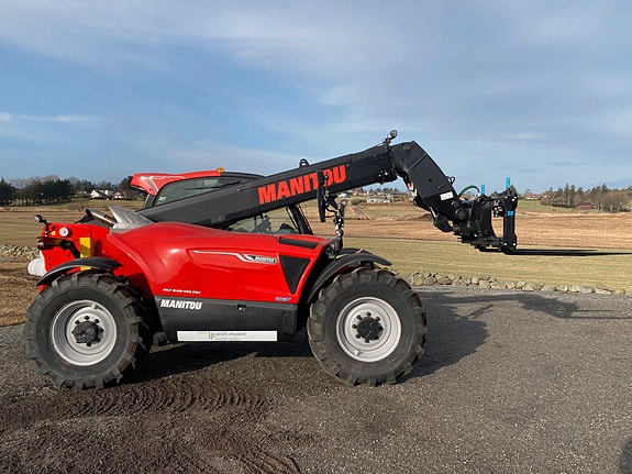 Manitou MLT840 med hydrauliske pallegafler