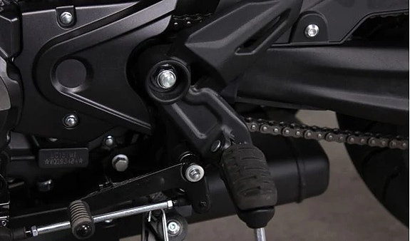 VOGE 125R 3 of 5