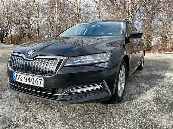 Skoda Superb 3 of 5