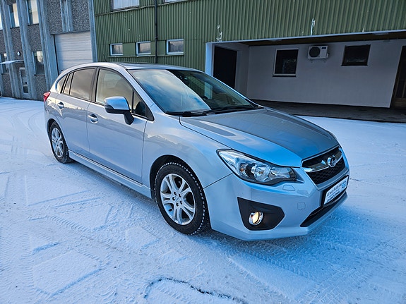 Subaru Impreza 3 of 5