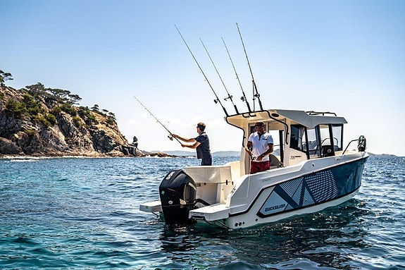 Quicksilver 805 Pilothouse M/Mercury 225V6 Solgt ny i 24/ KUN 80TIMER/MYE Utstyr 13 of 30