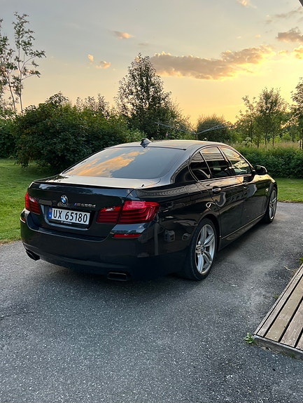 BMW M550d 2 of 17
