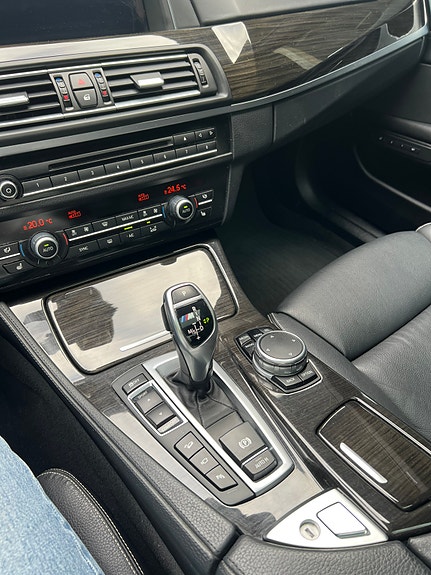 BMW M550d 11 of 17